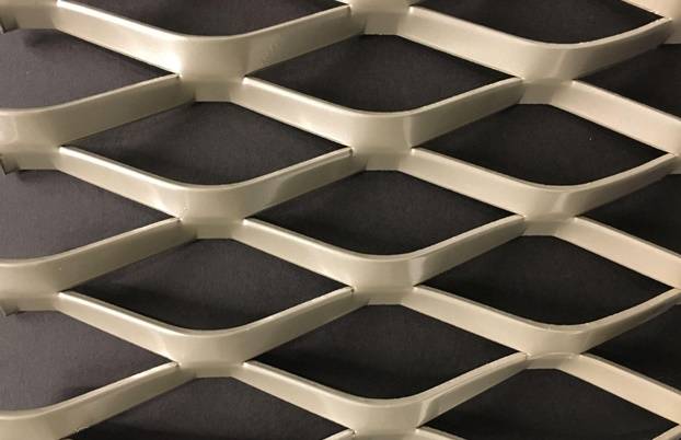 производство просечно-вытяжной сетки с полимерным порошковым покрытием