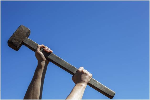 забивание металлических столбов