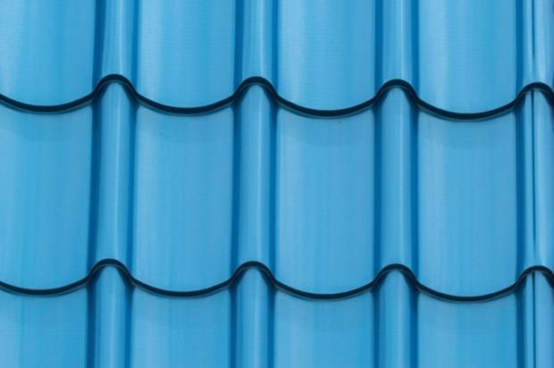 рекомендации по креплению конька на металлочерепицу