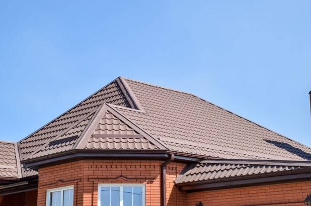 Виды и характеристики металлочерепицы